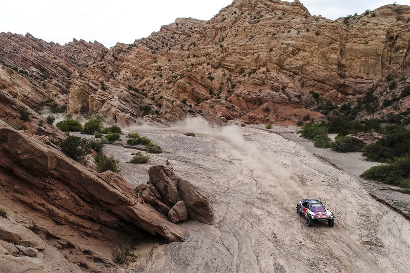 #303 Peugeot Sport Peugeot 3008 DKR: Carlos Sainz, Lucas Cruz