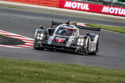 #1 Porsche Team Porsche 919 Hybrid: Timo Bernhard, Mark Webber, Brendon Hartley