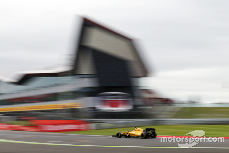 16: Kevin Magnussen, Renault Sport F1 Team RS16