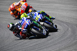 Jorge Lorenzo, Yamaha Factory Racing, und Valentino Rossi, Yamaha Factory Racing