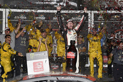 Race winner Erik Jones, Joe Gibbs Racing, Toyota Camry buyatoyota.com