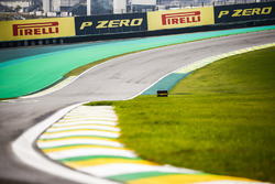 Interlagos: Kurve 13