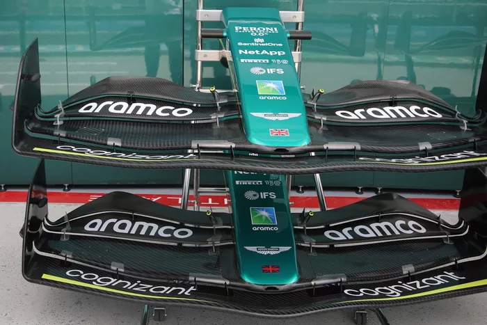 Detalle de los alerones delanteros del Aston Martin AMR22