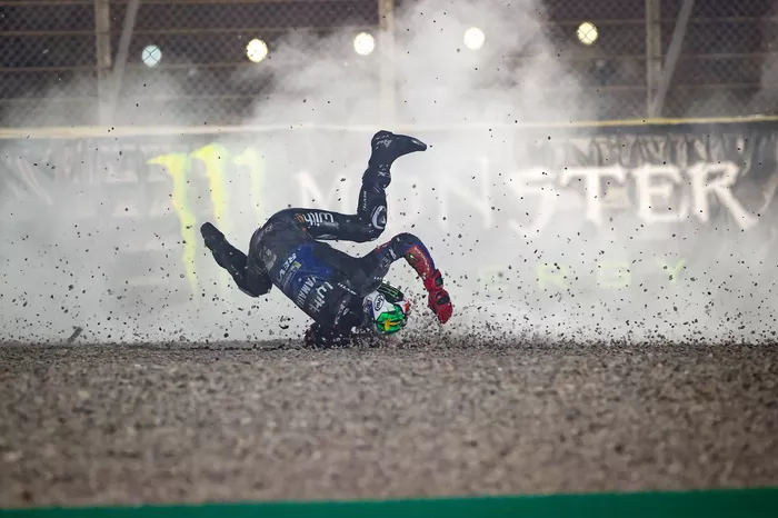 Caída de Darryn Binder, RNF MotoGP Team
