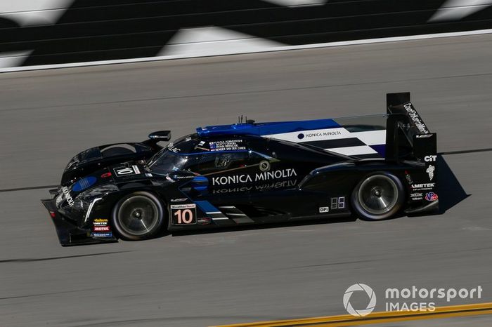 #10 Konica Minolta Cadillac DPi-V.R. Cadillac DPi, DPi: Renger Van Der Zande, Ryan Briscoe, Scott Dixon
