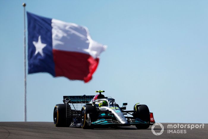 Lewis Hamilton, Mercedes W13