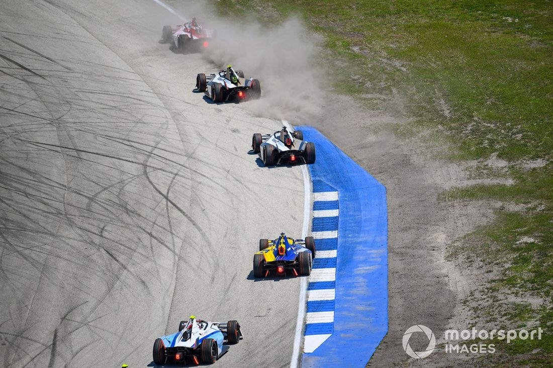Oliver Rowland, Equipo Nissan de Fórmula E, Nick Cassidy, Jaguar TCS Racing, Mitch Evans, Jaguar TCS Racing