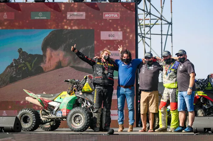 #175 Team Can Am Martinez: Leonardo Martinez con David Castera, Director del Dakar 