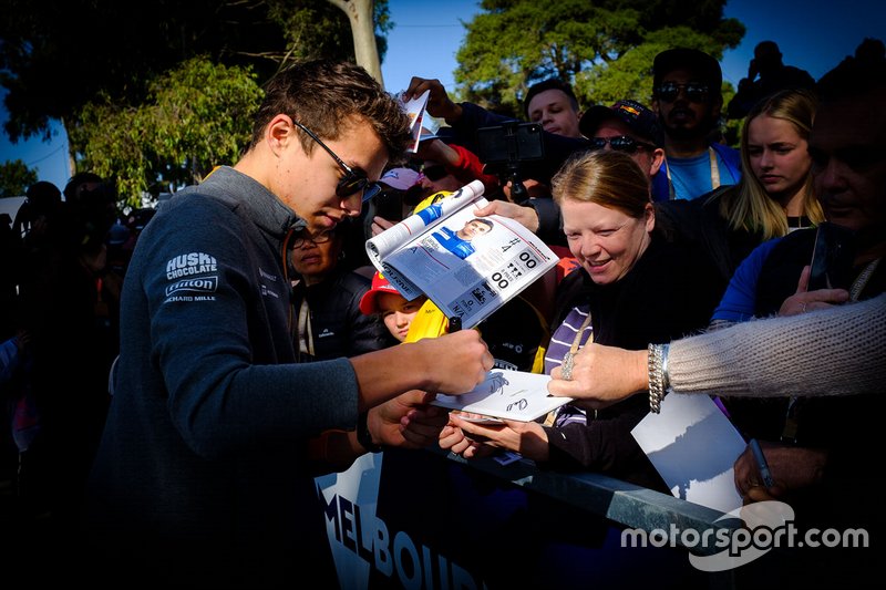 Lando Norris, McLaren signs autographs for fans