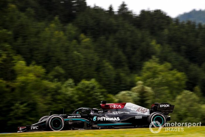 Lewis Hamilton, Mercedes W12