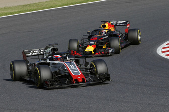 Romain Grosjean, Haas F1 Team VF-18 voor Daniel Ricciardo, Red Bull Racing RB14