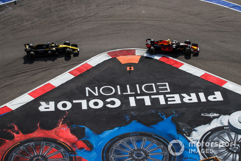 Hulkenberg vindt het gek dat Verstappen aan de leiding rijdt