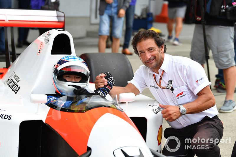 Takuma Sato, McLaren Honda MP4-7A