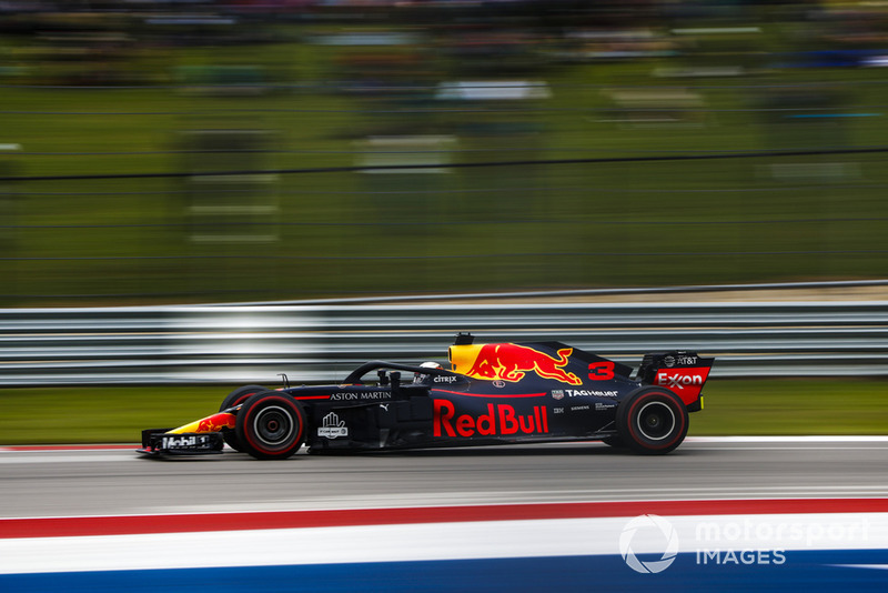 4. Даниэль Риккардо, Red Bull Racing RB14, 1:33.494