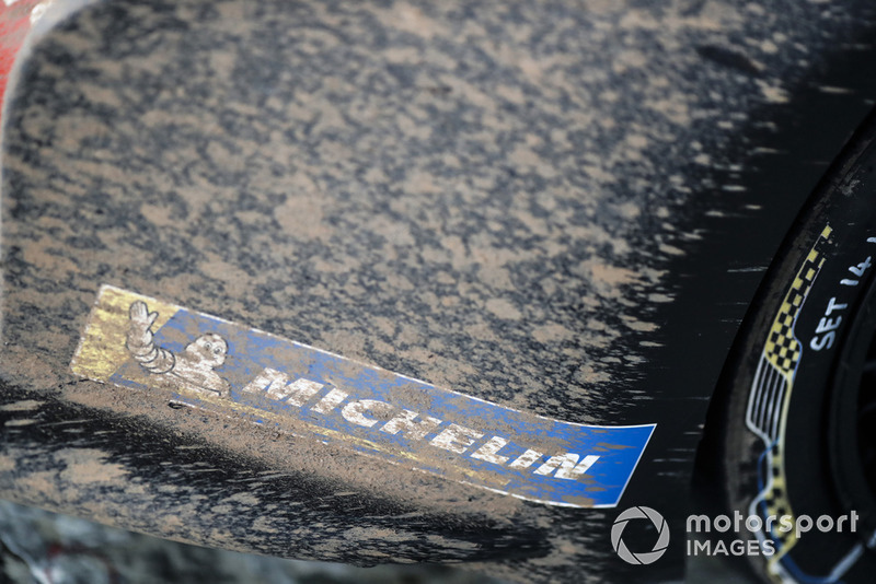 Muddy front wing on Andre Lotterer, DS TECHEETAH