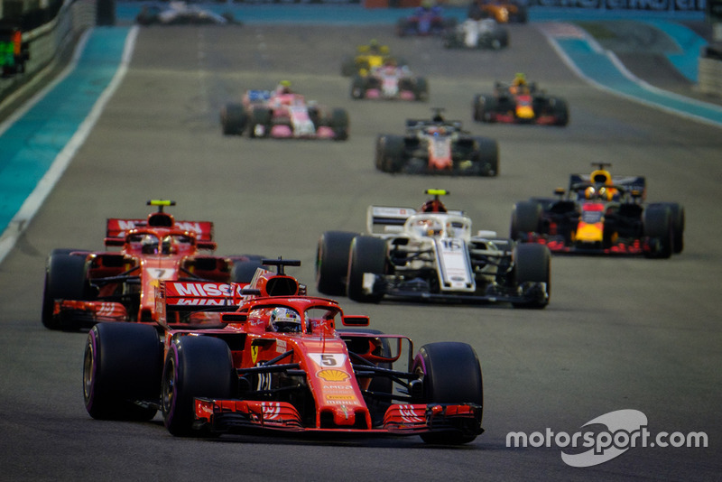 Sebastian Vettel, Ferrari SF71H, Kimi Raikkonen, Ferrari SF71H, Charles Leclerc, Sauber C37