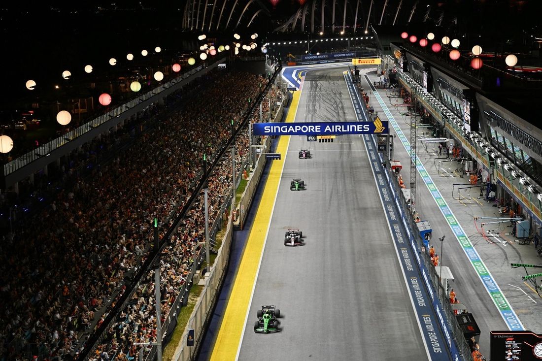 Esteban Ocon, Haas F1 Team, Gabriel Bortoleto, Sauber