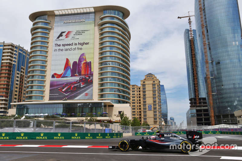 Jenson Button, McLaren MP4-31