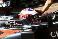 Jenson Button, McLaren MP4-31