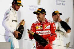 Podio: ganador Sebastian Vettel, Ferrari