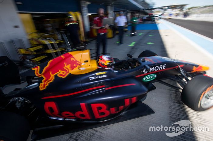 Niko Kari, Arden International