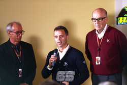 Vito Ippolito, Presidente de FIM, Loris Capirossi, Carmelo Ezpeleta, CEO de Dorna Sports