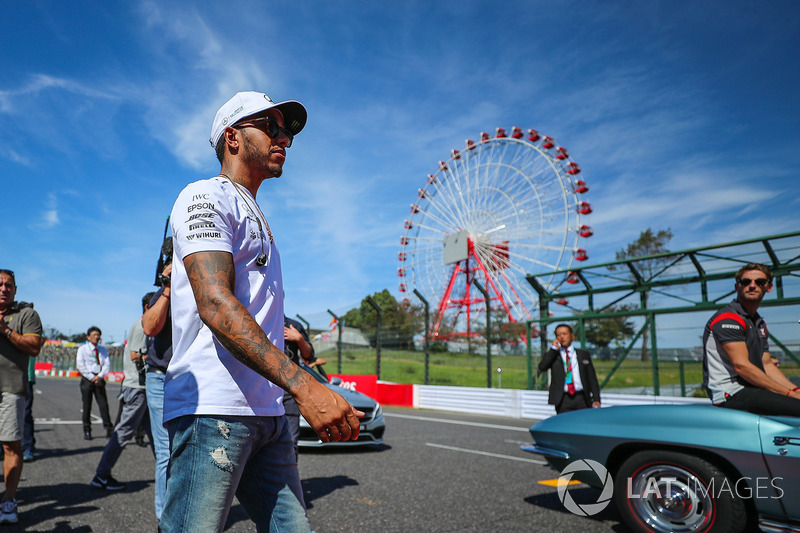 Lewis Hamilton, Mercedes AMG F1 on the drivers parade
