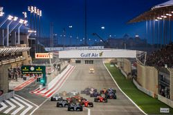 Valtteri Bottas, Mercedes F1 W08, Sebastian Vettel, Ferrari SF70H, Lewis Hamilton, Mercedes F1 W08,