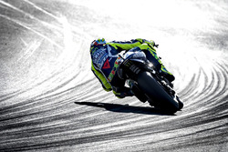 Валентино Россі, Yamaha Factory Racing