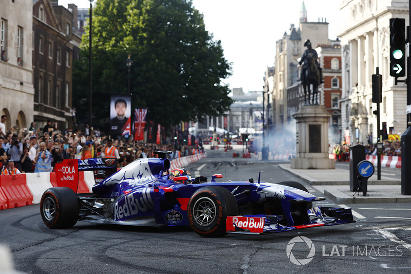 Daniil Kvyat, Scuderia Toro Rosso