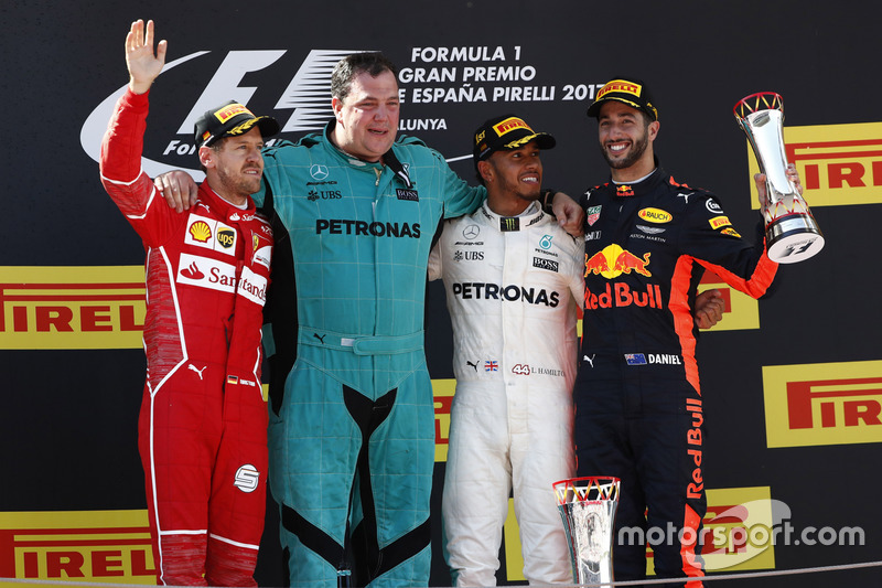 Podio: ganador de la carrera Lewis Hamilton, Mercedes AMG F1; Sebastian Vettel, Ferrari el segundo lugar y tercer lugar Daniel Ricciardo, Red Bull Racing