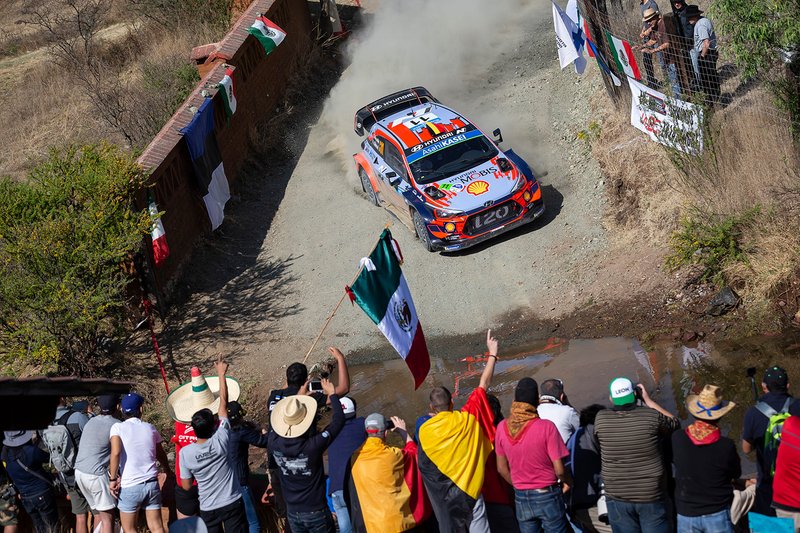 Thierry Neuville, Nicolas Gilsoul, Hyundai Motorsport Hyundai i20 Coupe WRC