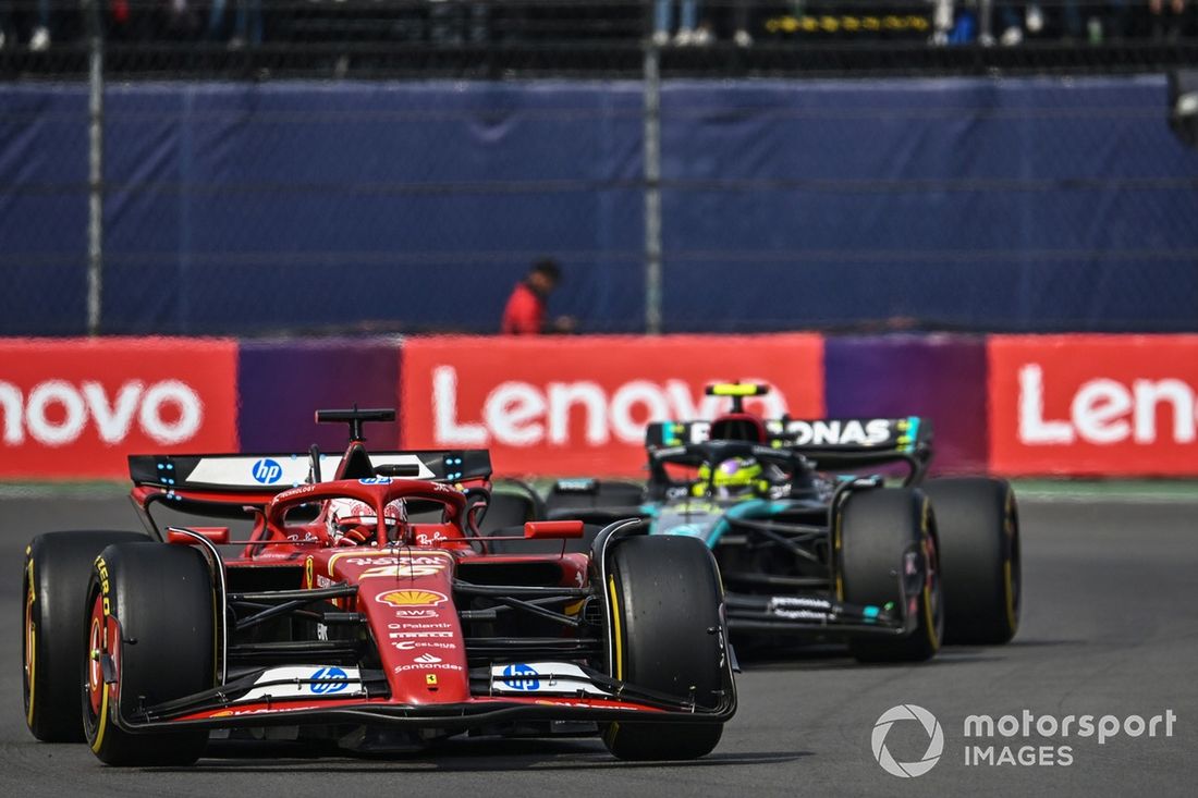 Charles Leclerc, Ferrari SF-24, Lewis Hamilton, Mercedes F1 W15