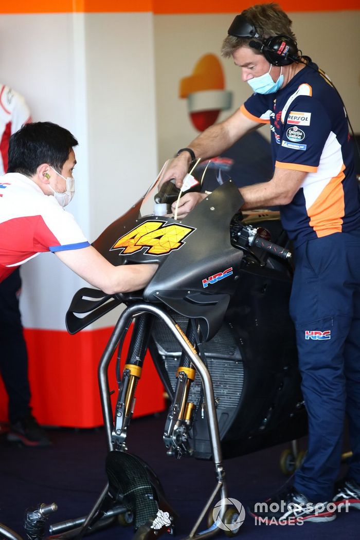 Detalle de la moto Honda MotoGP