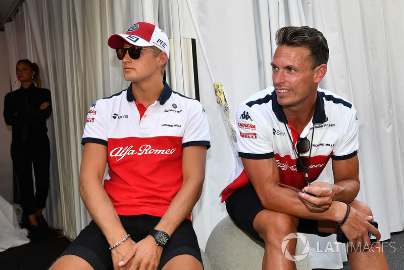 Marcus Ericsson, Sauber y Alex Elgh, Trainer