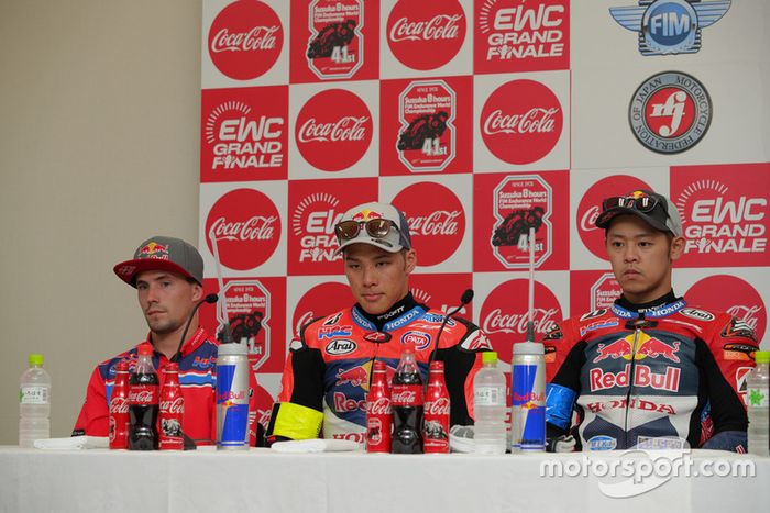 #33 RedBull Honda with 日本郵便