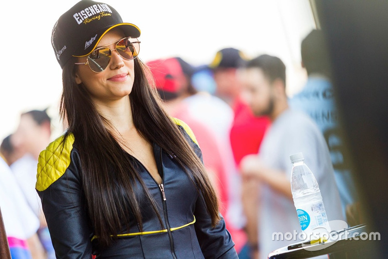 Grid girls
