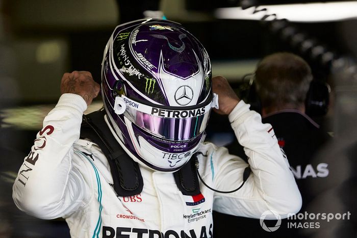 Lewis Hamilton y su casco