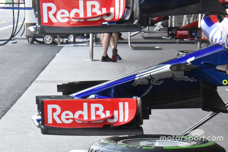 Aileron avant de la Toro Rosso STR13