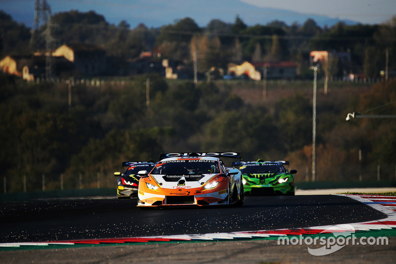 Lamborghini Huracan Super Trofeo Evo #211, Clazzio Racing: Kei Cozzolino, Afiq Yazid