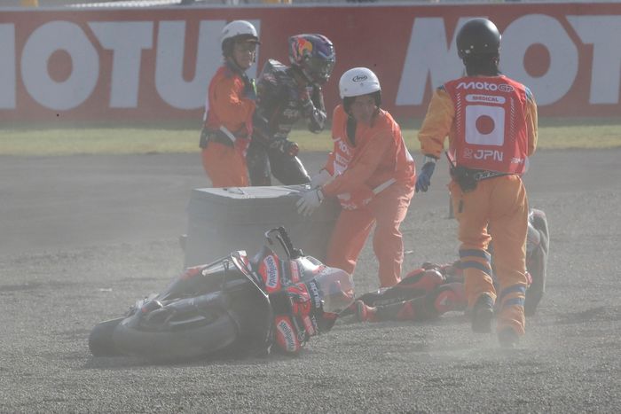 Jorge Martín, Aprilia Racing Team, Marco Bezzecchi, Aprilia Racing crash