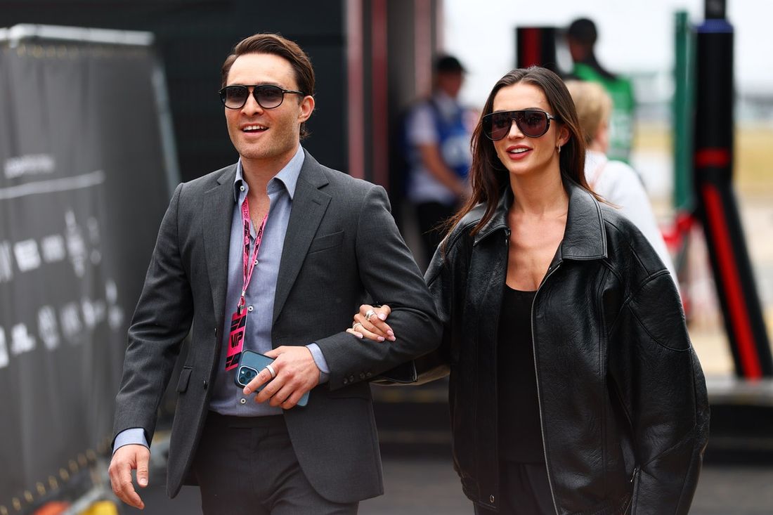 Ed Westwick i Amy Jackson