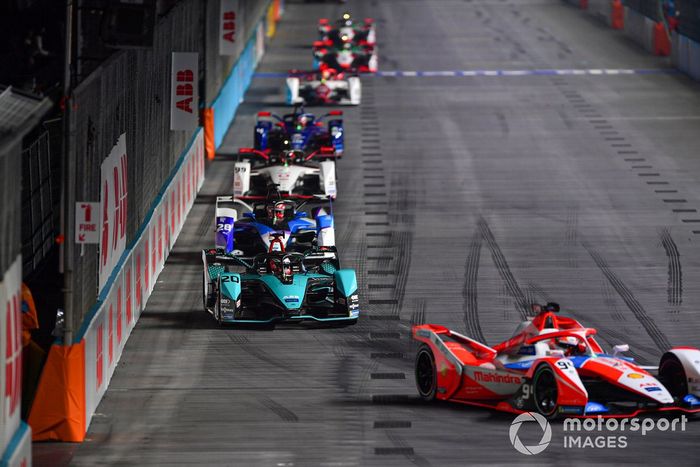 Alex Lynn, Mahindra Racing, M7Electro, Mitch Evans, Jaguar Racing, Jaguar I-TYPE 5, Maximilian Gunther, BMW i Andretti Motorsport, BMW iFE.21