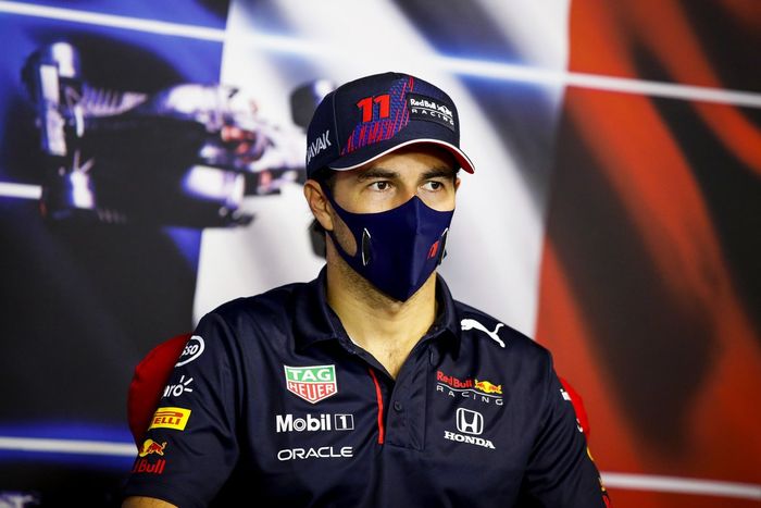 Sergio Pérez, Red Bull Racing, 3ª posición, en la rueda de prensa