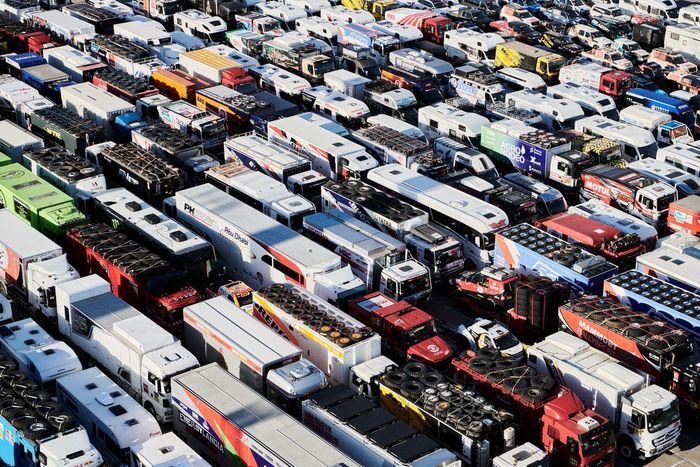 Embarque del Dakar 2021 en Marsella