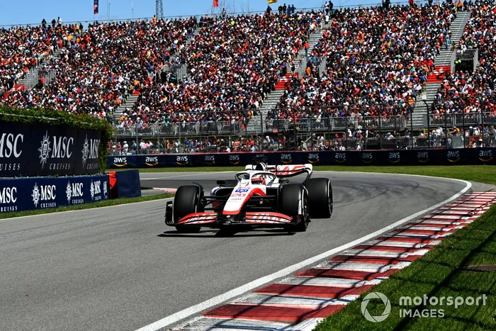 Kevin Magnussen, Haas VF-22