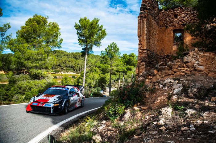 Sebastien Ogier, Benjamin Veillas, Toyota Gazoo Racing WRT Toyota GR Yaris Rally1