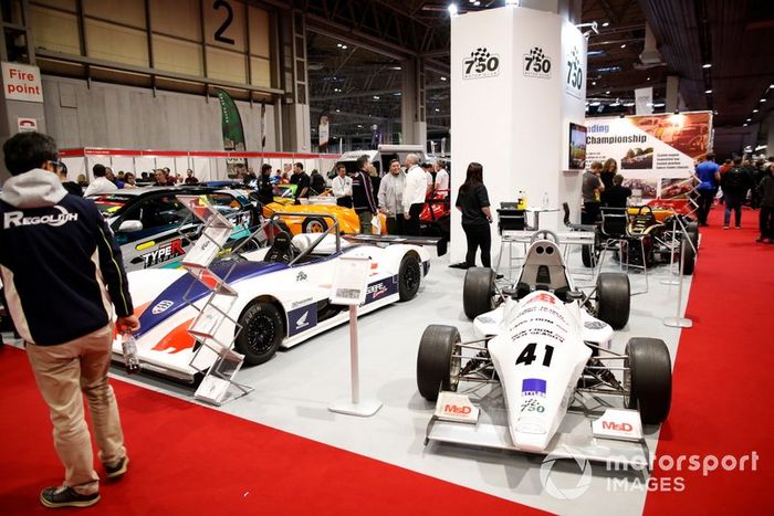 Coches expuestos en el Autorsport International