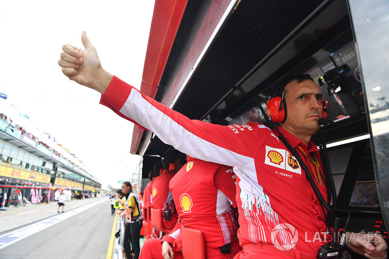 Adami bertanya berapa lap time yang bisa dicetak Vettel