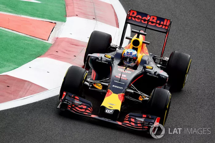 2016 - Red Bull, Daniel Ricciardo